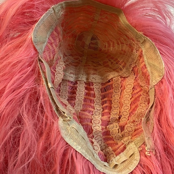 Pink Wig With Bang 15” Crimped Hair Medium Length Pastel - Picture 6 of 8